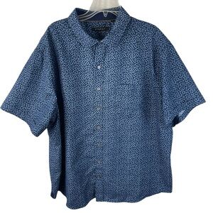 Synrgy men’s button down casual shirt. Size 2XL GUC
Big & tall